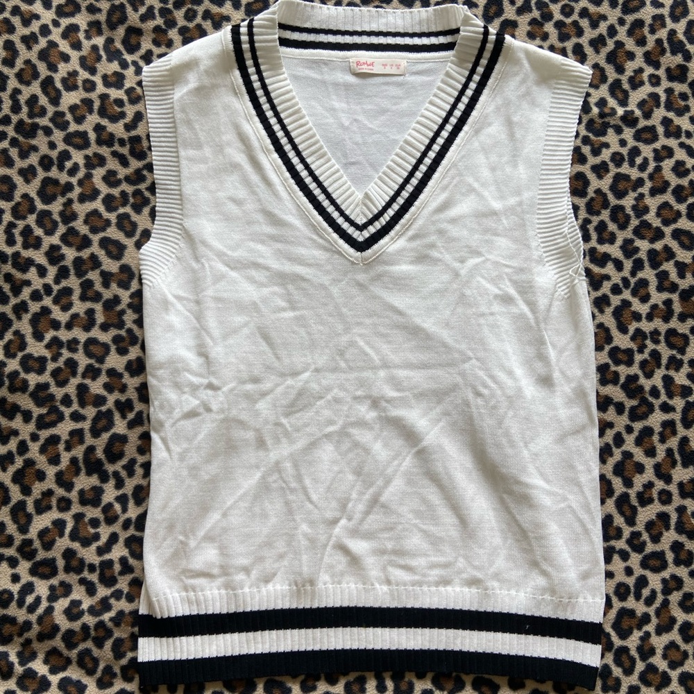 sweater vest